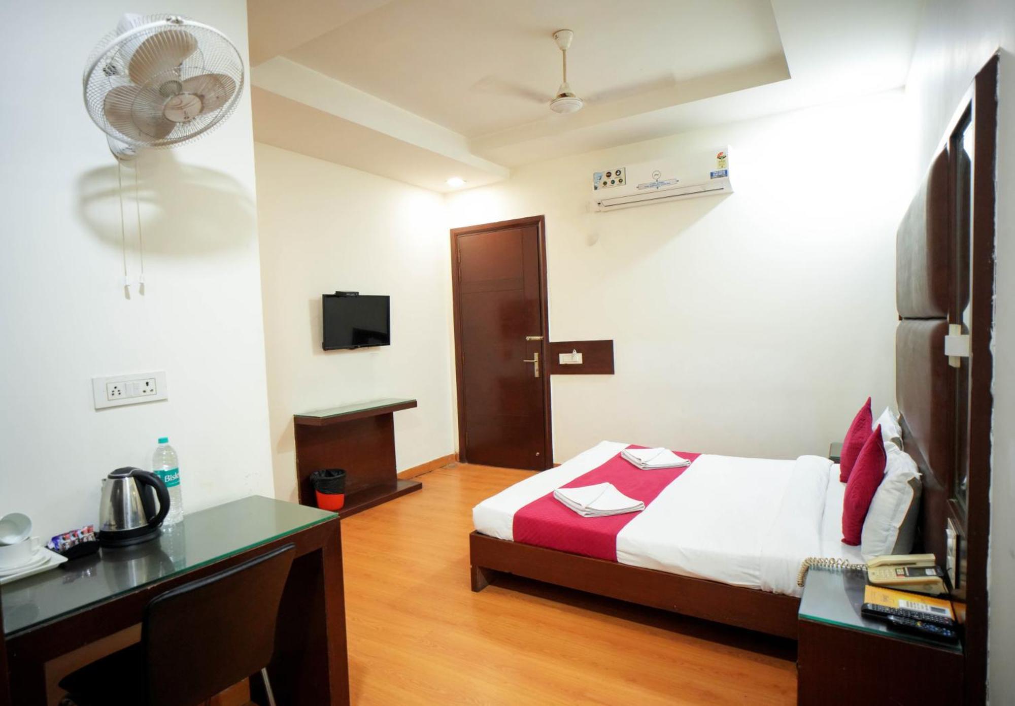 Hotel Haris Mg Road Gurugram Gurgaon Exterior foto