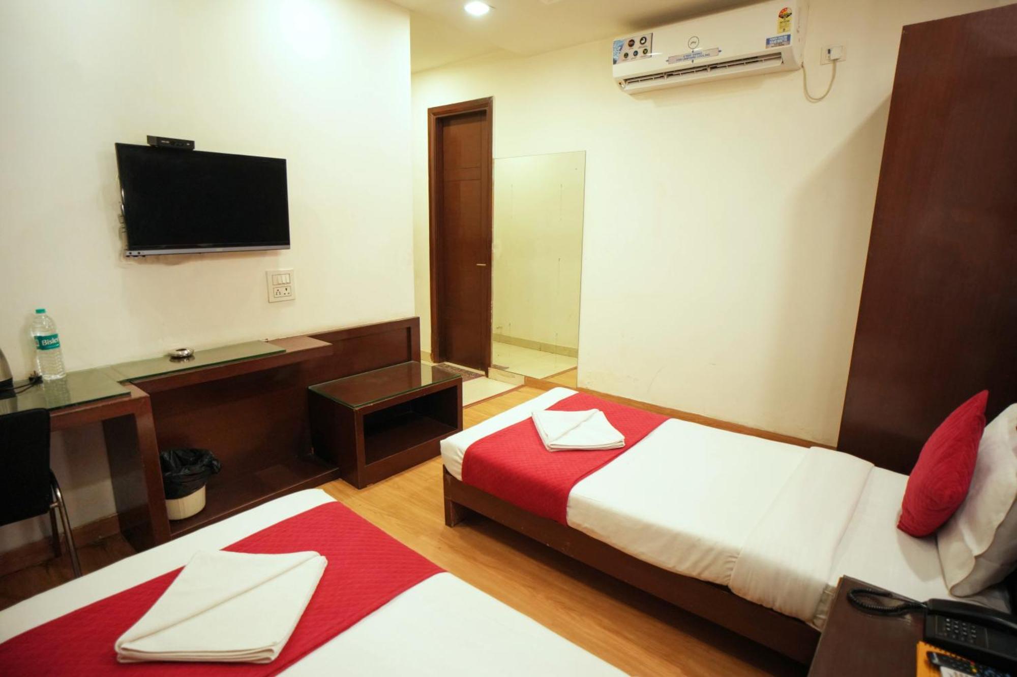 Hotel Haris Mg Road Gurugram Gurgaon Exterior foto